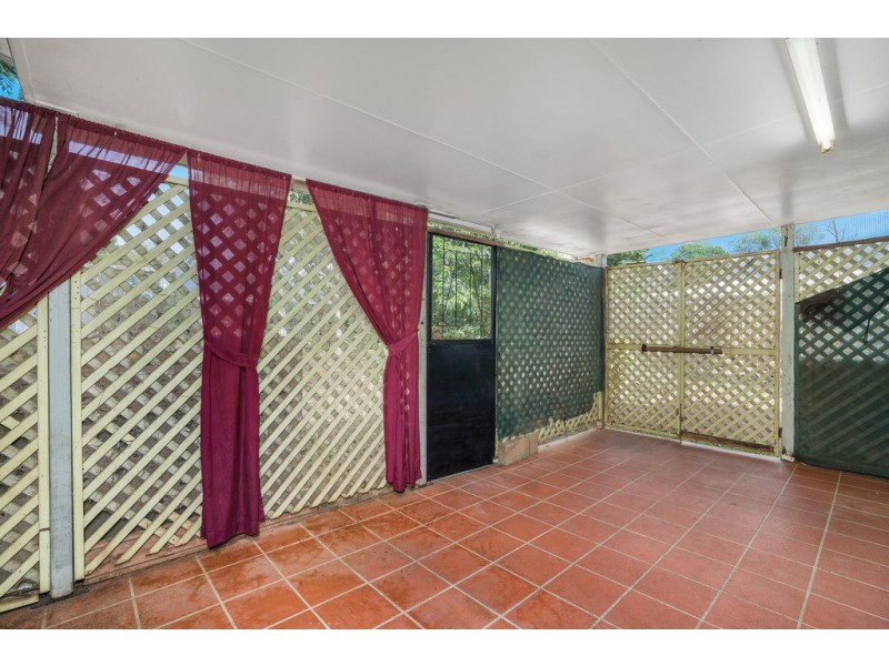 Bentley Park QLD 4869