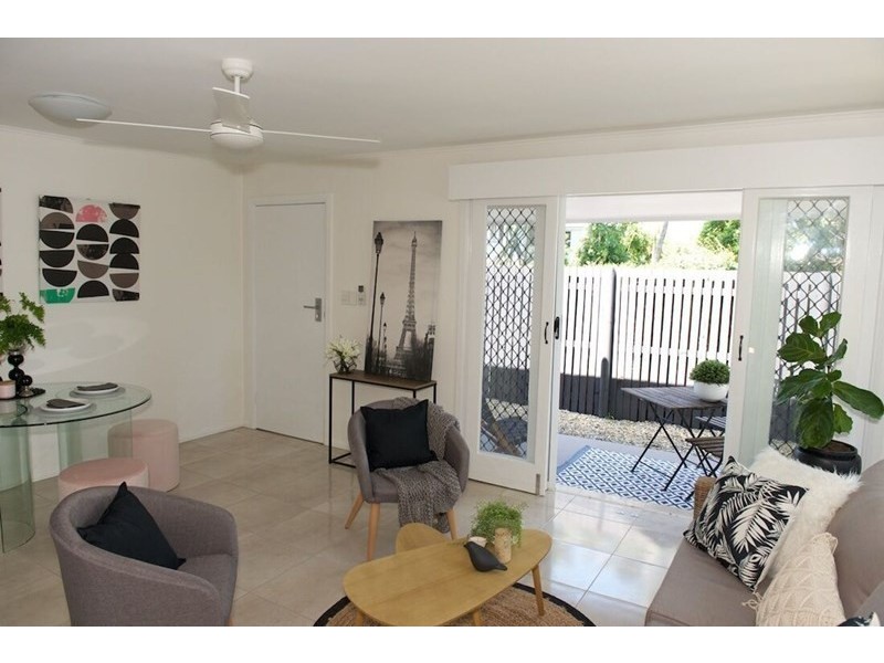 Westcourt QLD 4870