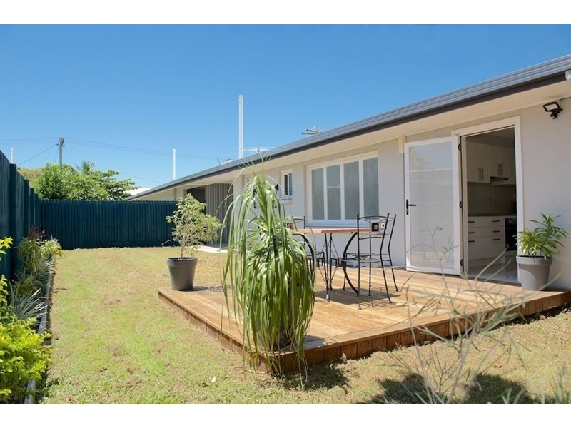 Westcourt QLD 4870