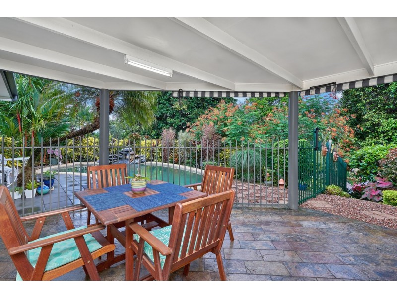 38 Summer Hill Drive, Mooroobool QLD 4870