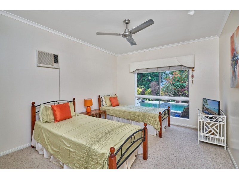 38 Summer Hill Drive, Mooroobool QLD 4870