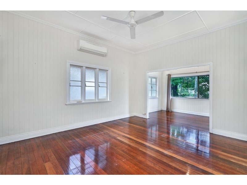 65 Charles Street, Parramatta Park QLD 4870