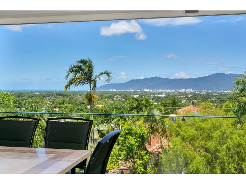 11 Rosemont Court, Mooroobool QLD 4870