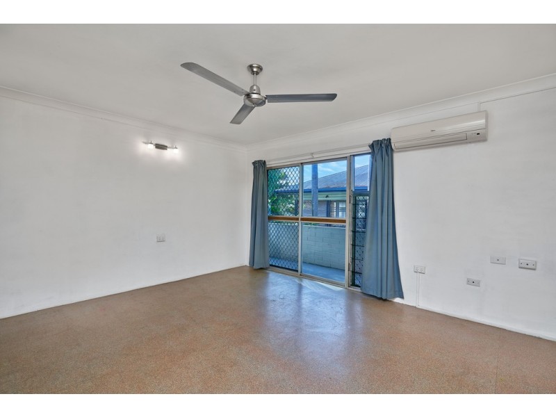 3/282 Lake Street, Cairns North QLD 4870