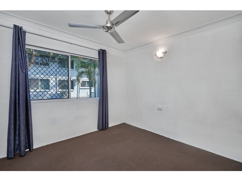 3/282 Lake Street, Cairns North QLD 4870