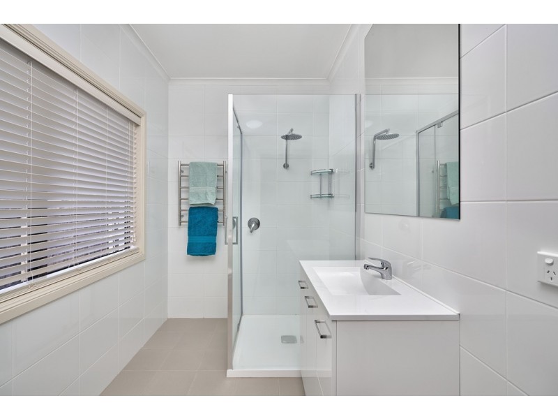 99 Upper Richardson Street, Whitfield QLD 4870