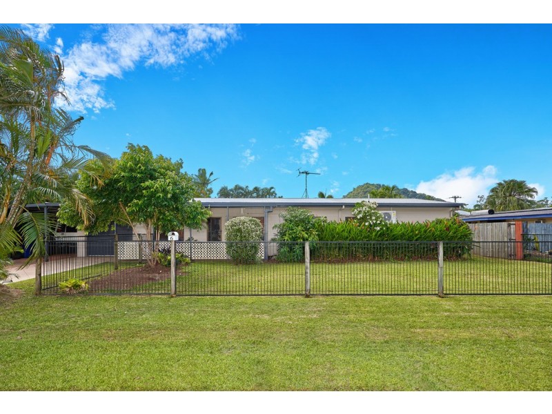 6 Cayley Street, Trinity Beach QLD 4879