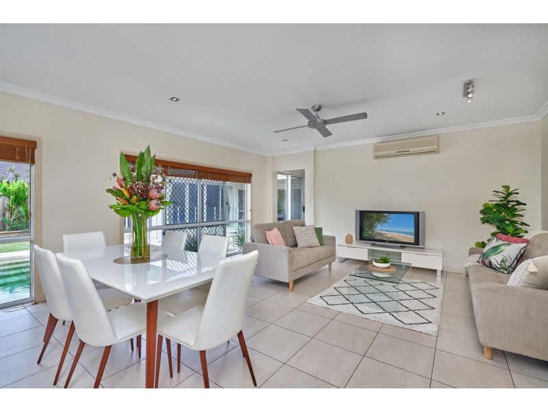 9 Ashwood Circuit, Smithfield QLD 4878