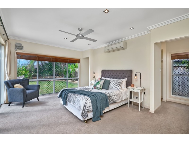 9 Ashwood Circuit, Smithfield QLD 4878