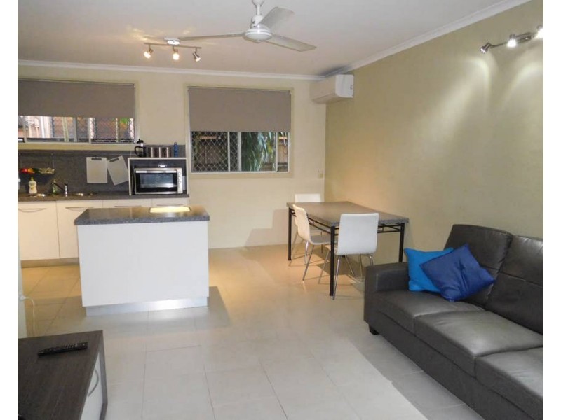 2/189 Sheridan Street, Cairns North QLD 4870