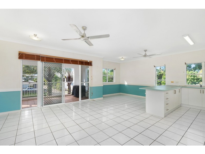 11/7 Boden Street, Yorkeys Knob QLD 4878