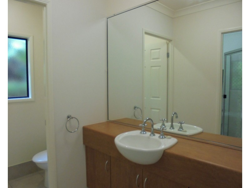 27 Treetop Drive, Mount Sheridan QLD 4868