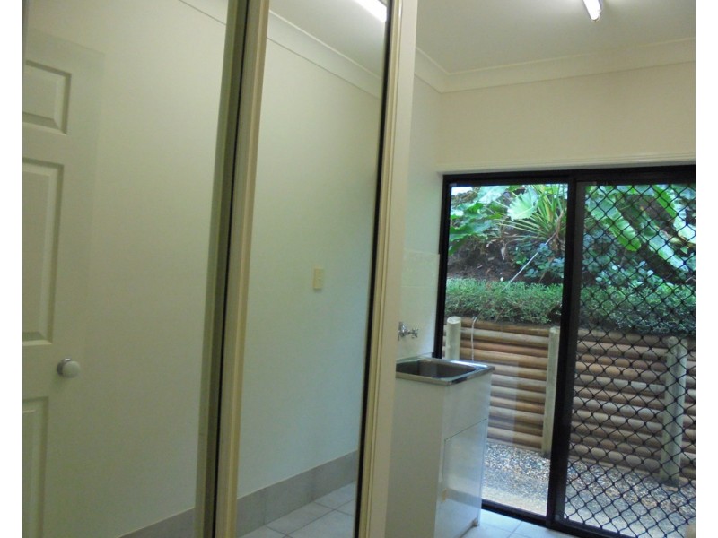 27 Treetop Drive, Mount Sheridan QLD 4868