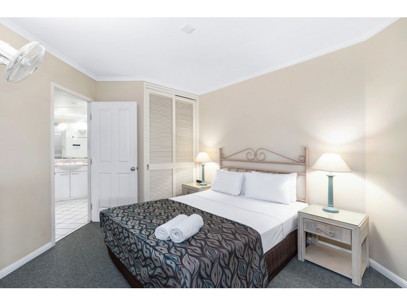 27/62 Abbott Street, Cairns City QLD 4870