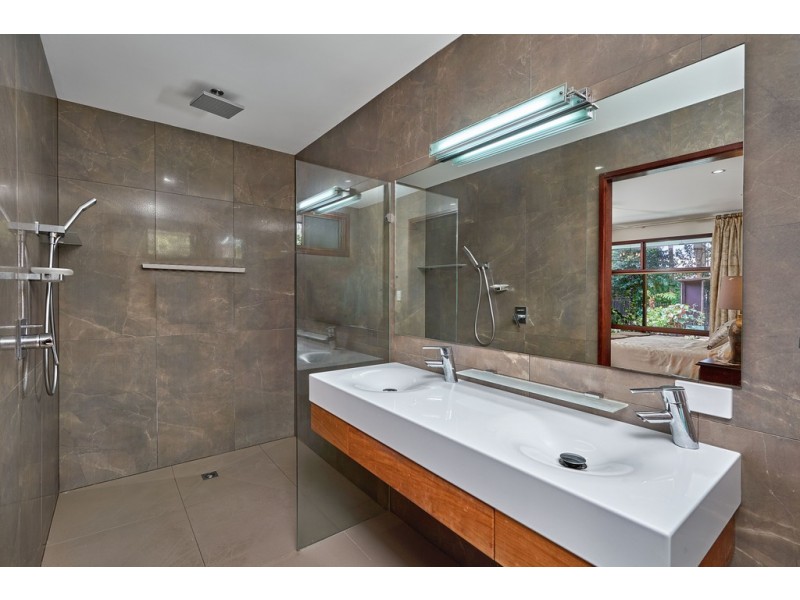 39 Aurelia Road, Palm Cove QLD 4879