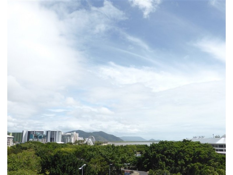 34/1 Marlin Parade, Cairns City QLD 4870