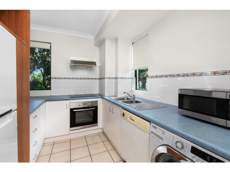 306/186-188 McLeod Street, Cairns North QLD 4870