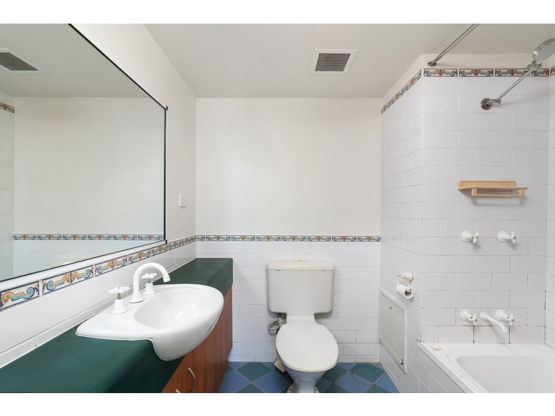 306/186-188 McLeod Street, Cairns North QLD 4870