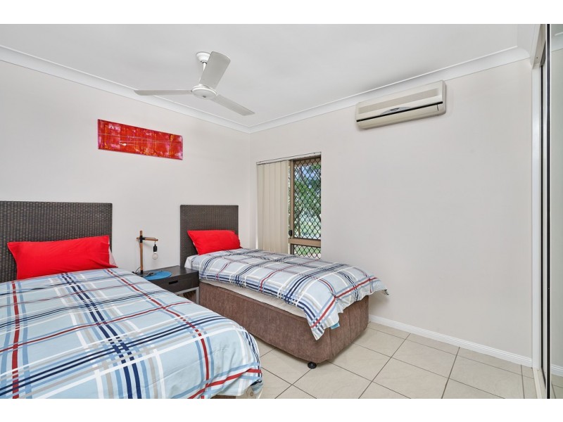 70 Fairley Street, Redlynch QLD 4870