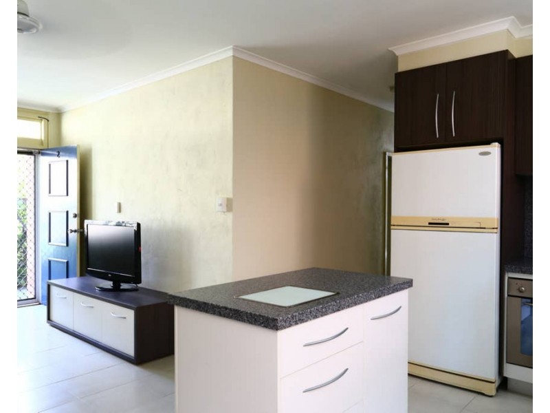 2/189 Sheridan Street, Cairns North QLD 4870
