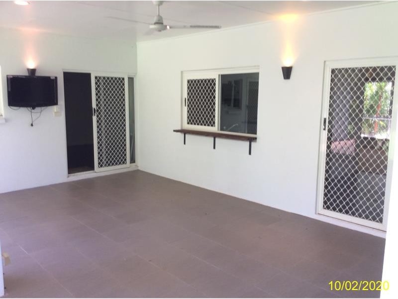 39 Templar Crescent, Bentley Park QLD 4869