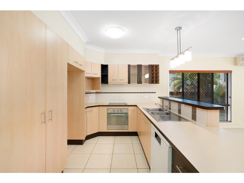45 Chesterfield Close, Brinsmead QLD 4870