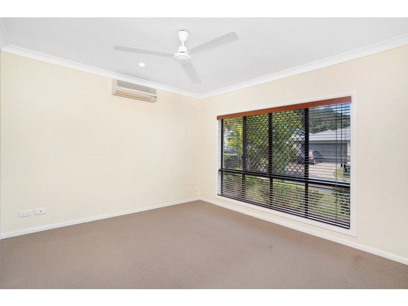 45 Chesterfield Close, Brinsmead QLD 4870