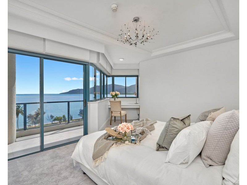 37/181 Esplanade, Cairns North QLD 4870