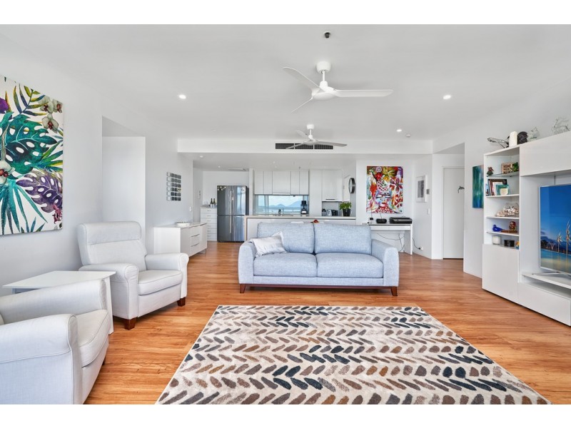 74/1 Marlin Parade, Cairns City QLD 4870