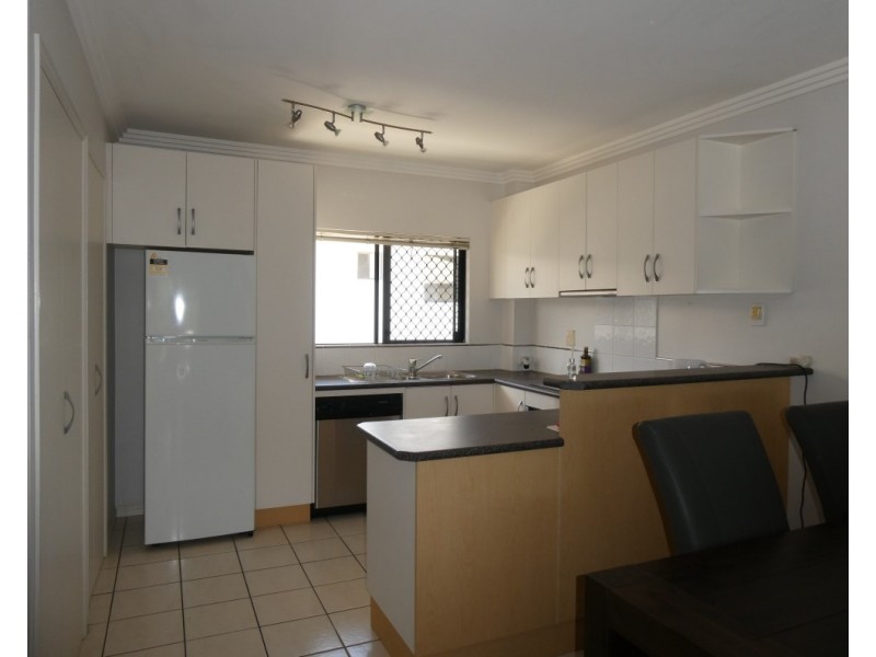 9/163-165 Martyn Street, Manunda QLD 4870