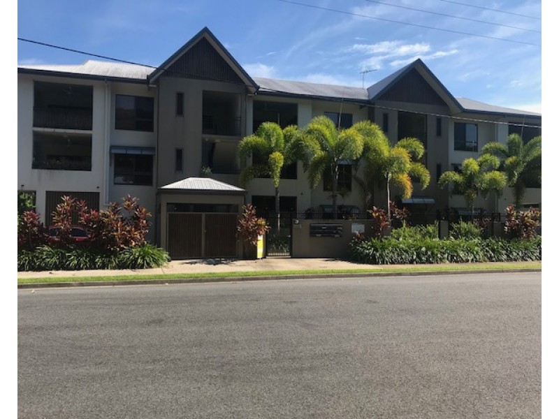 2/14-16 Macilwraith Street, Manoora QLD 4870