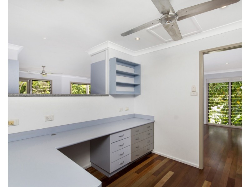 20 Granite Close, Brinsmead QLD 4870