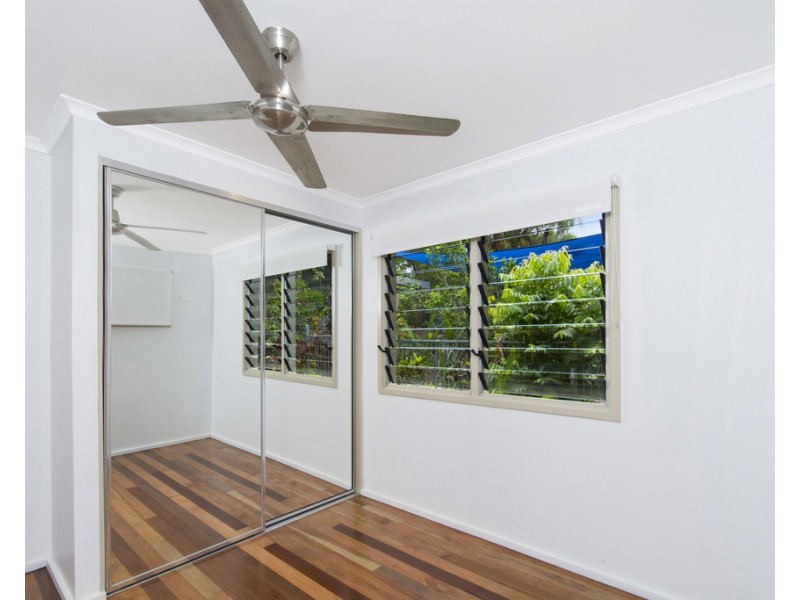 20 Granite Close, Brinsmead QLD 4870