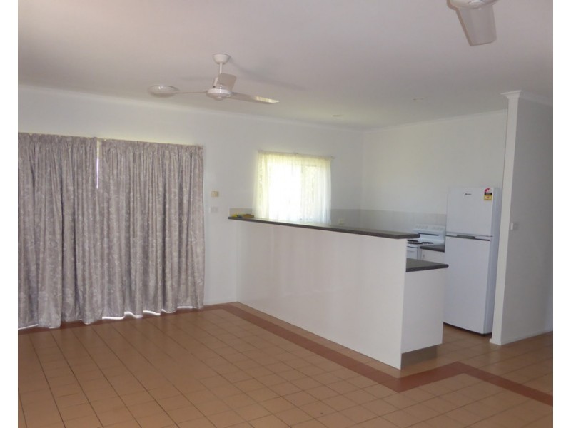 1/17-18 Pitt Court, Earlville QLD 4870