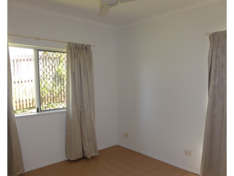 1/17-18 Pitt Court, Earlville QLD 4870