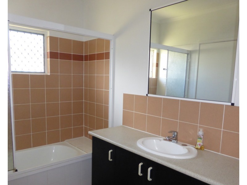 1/17-18 Pitt Court, Earlville QLD 4870