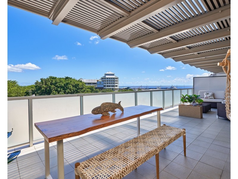 9/1 Marlin Parade, Cairns City QLD 4870
