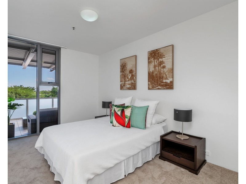 8/1 Marlin Parade, Cairns City QLD 4870