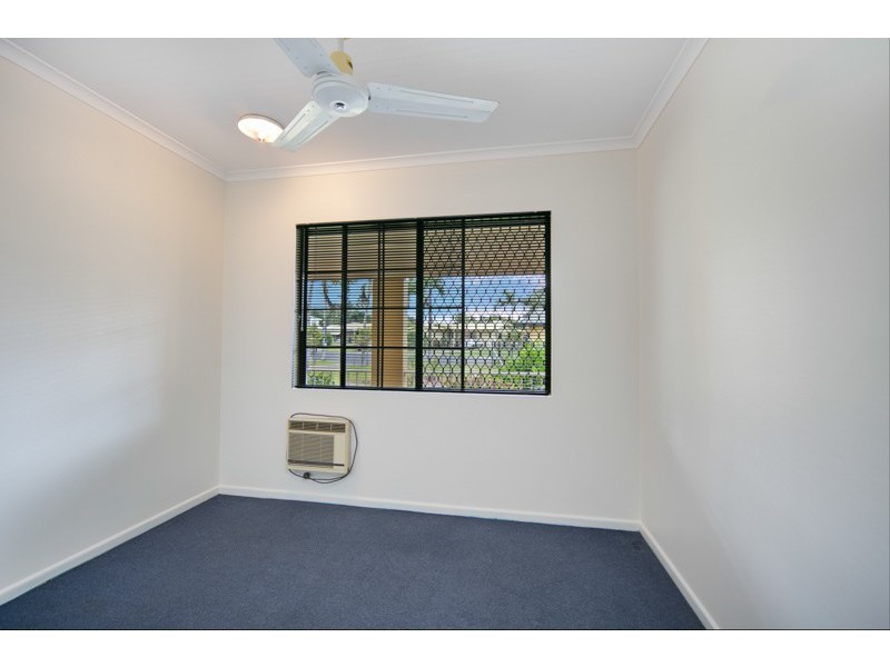 3 Jean Close, Woree QLD 4868
