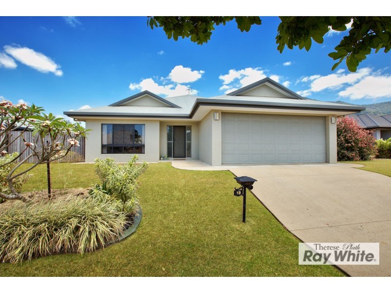 19 Savage Street, Edmonton QLD 4869