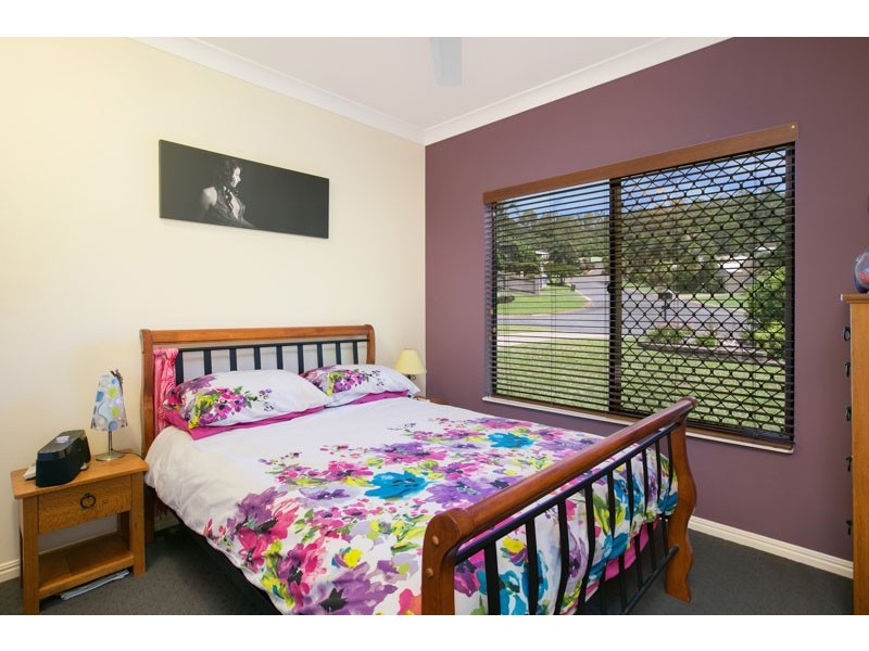 9 Barcoo Close, Bentley Park QLD 4869
