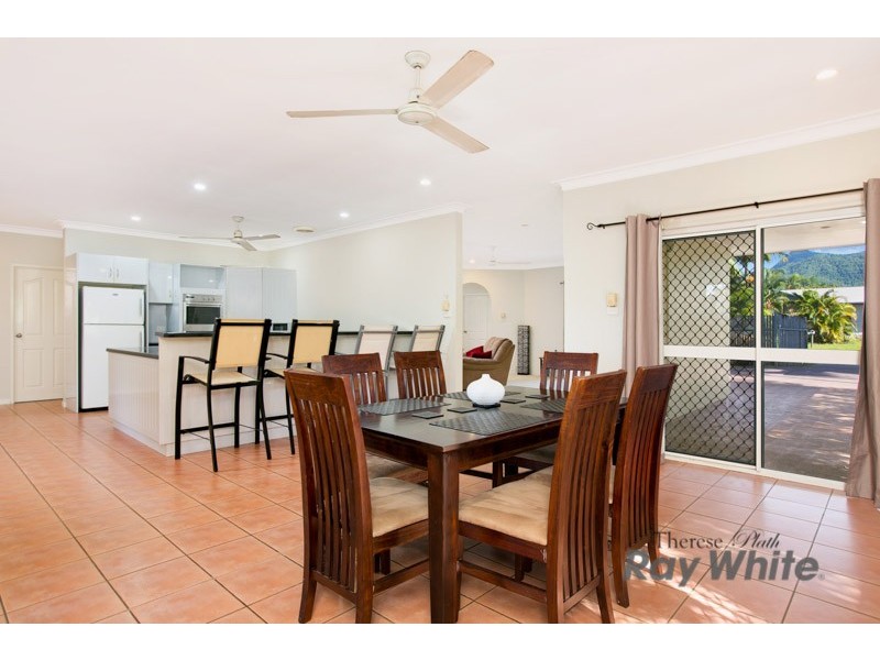 8 Beagle Close, Bentley Park QLD 4869