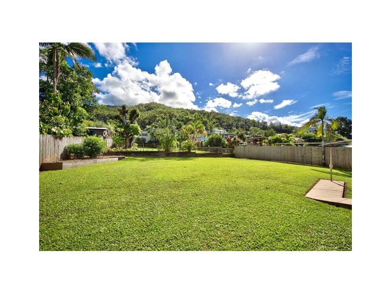 13 Bayview Street, Bayview Heights QLD 4868