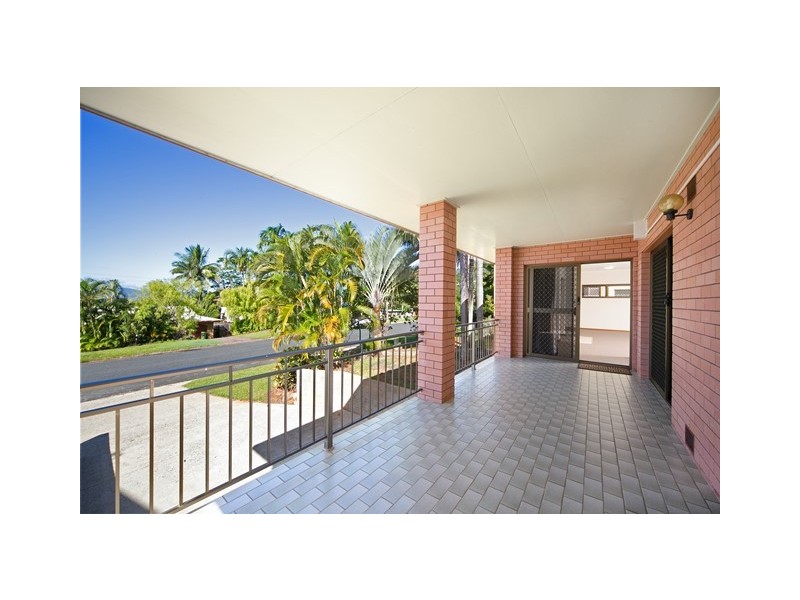 13 Bayview Street, Bayview Heights QLD 4868