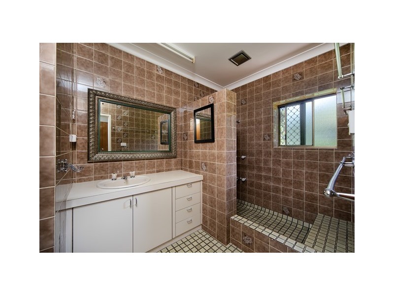 13 Bayview Street, Bayview Heights QLD 4868