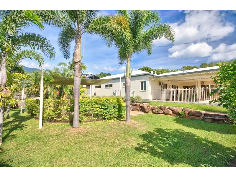 6 Barcoo Close, Bentley Park QLD 4869