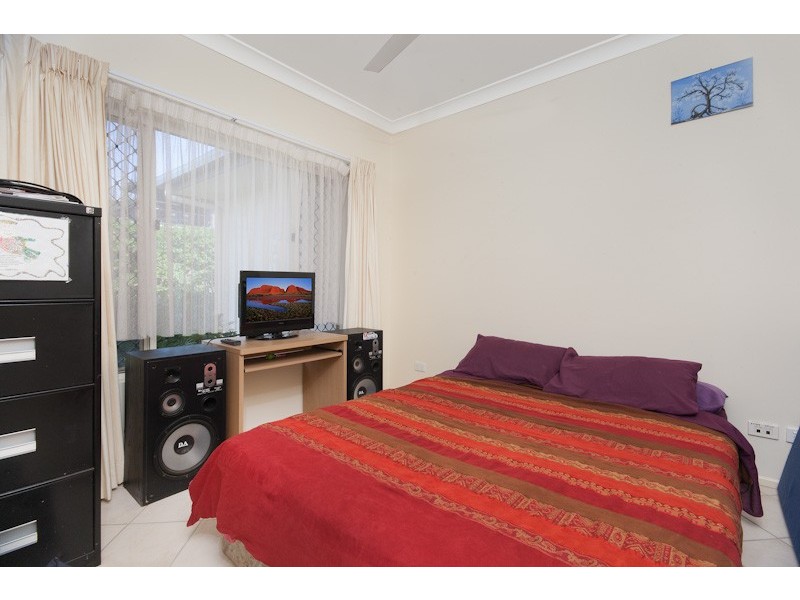 6 Barcoo Close, Bentley Park QLD 4869