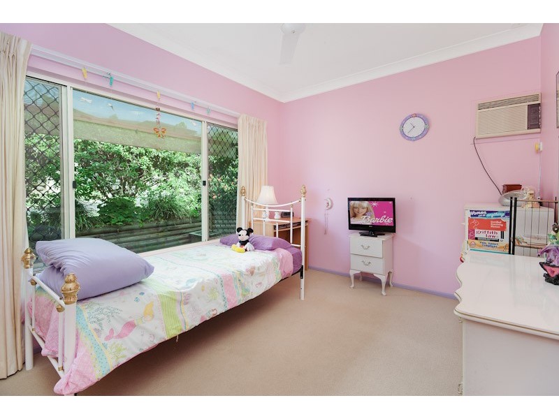 6 Barcoo Close, Bentley Park QLD 4869