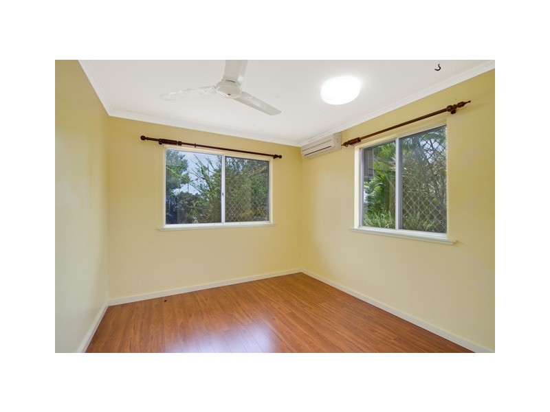 25 Amethyst Street, Bayview Heights QLD 4868