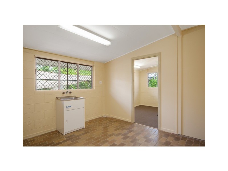 25 Amethyst Street, Bayview Heights QLD 4868